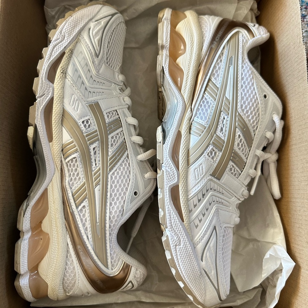 ASICS Gel-Kayano 14 Women Simply Taupe